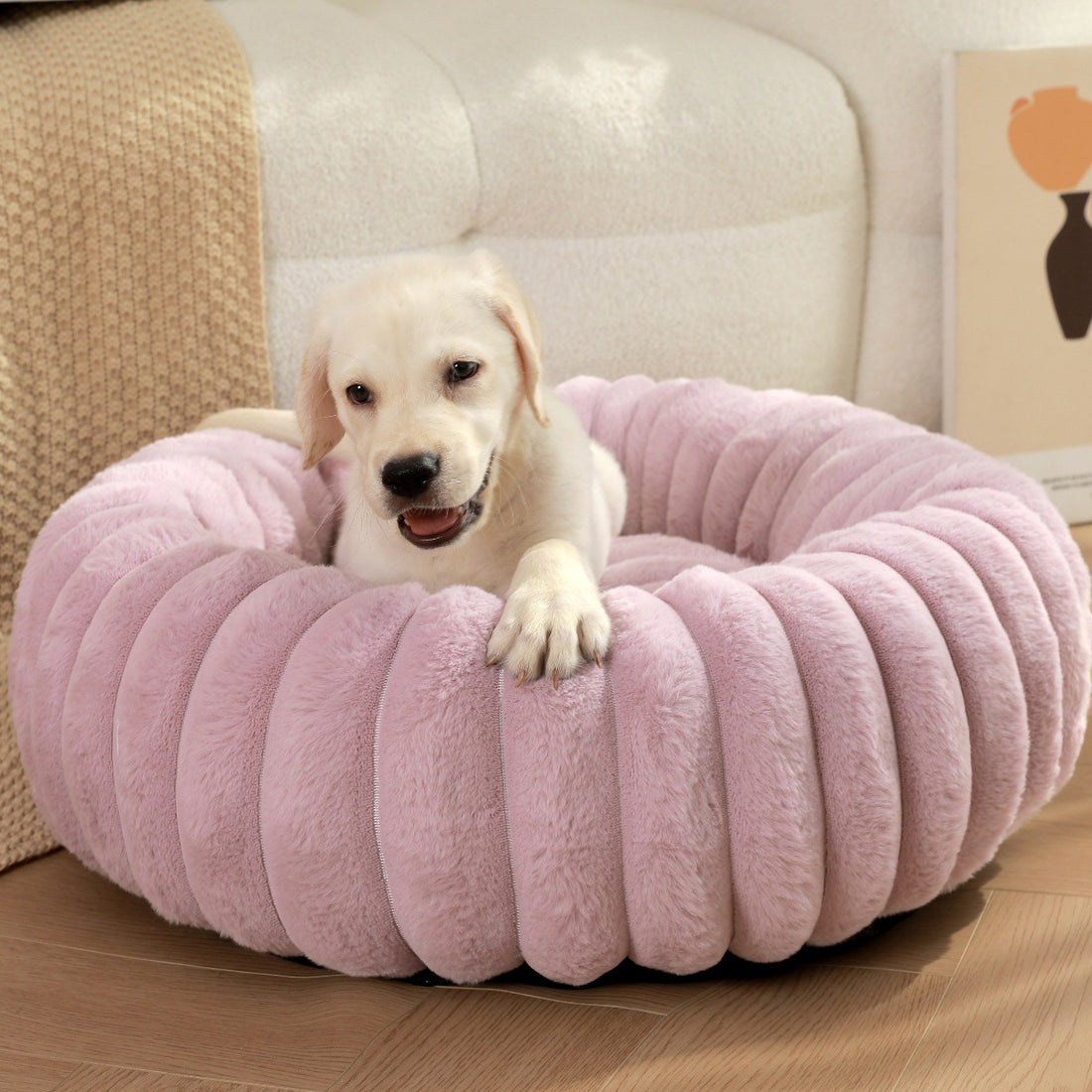Plush Round Pet Bed for Cats and Small Dogs